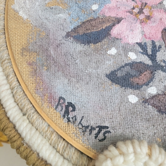 Orginal Acrylic Painting on Burlap Macrame Boarder Round Artist Signed - Picture 7 of 10